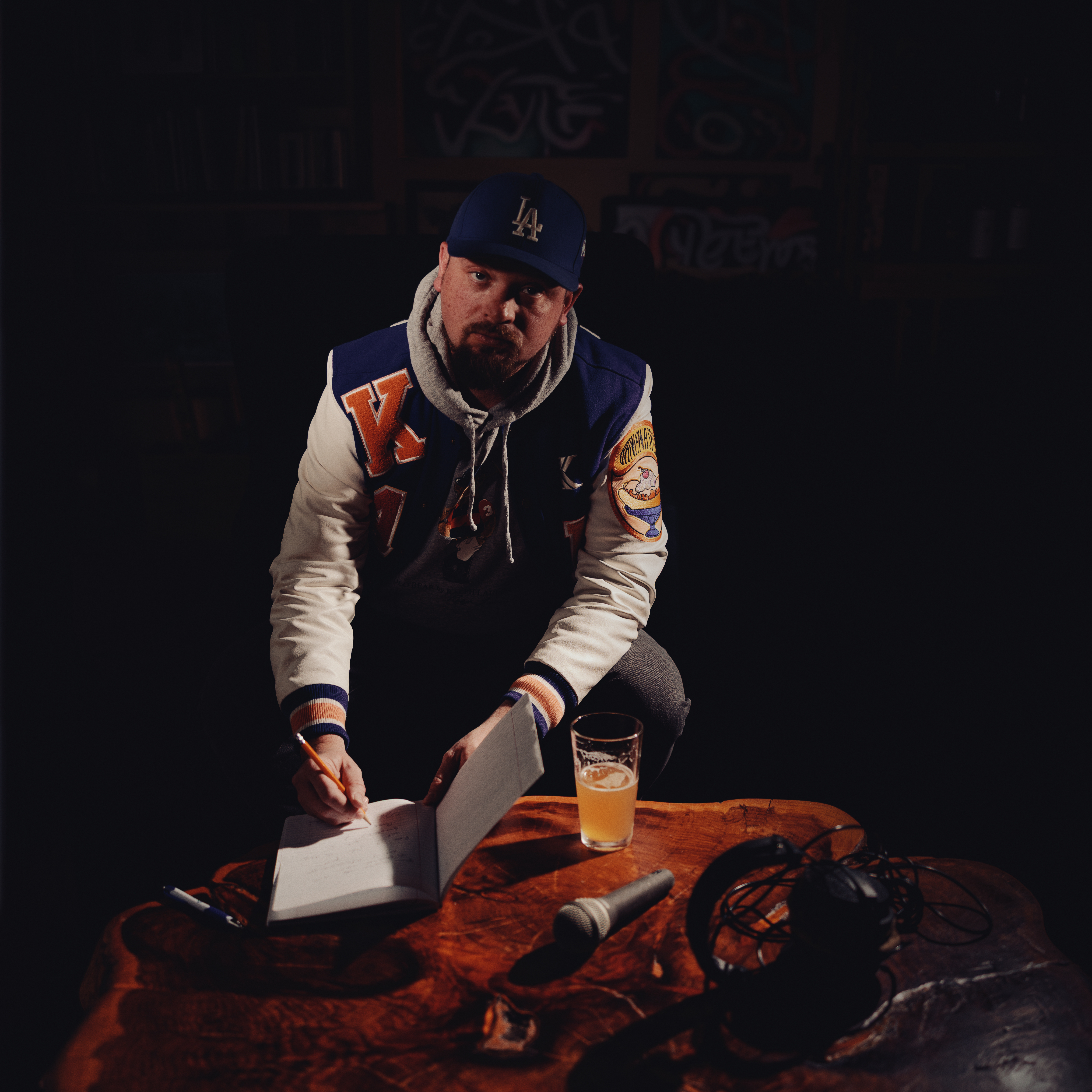 Mik Thomas bio