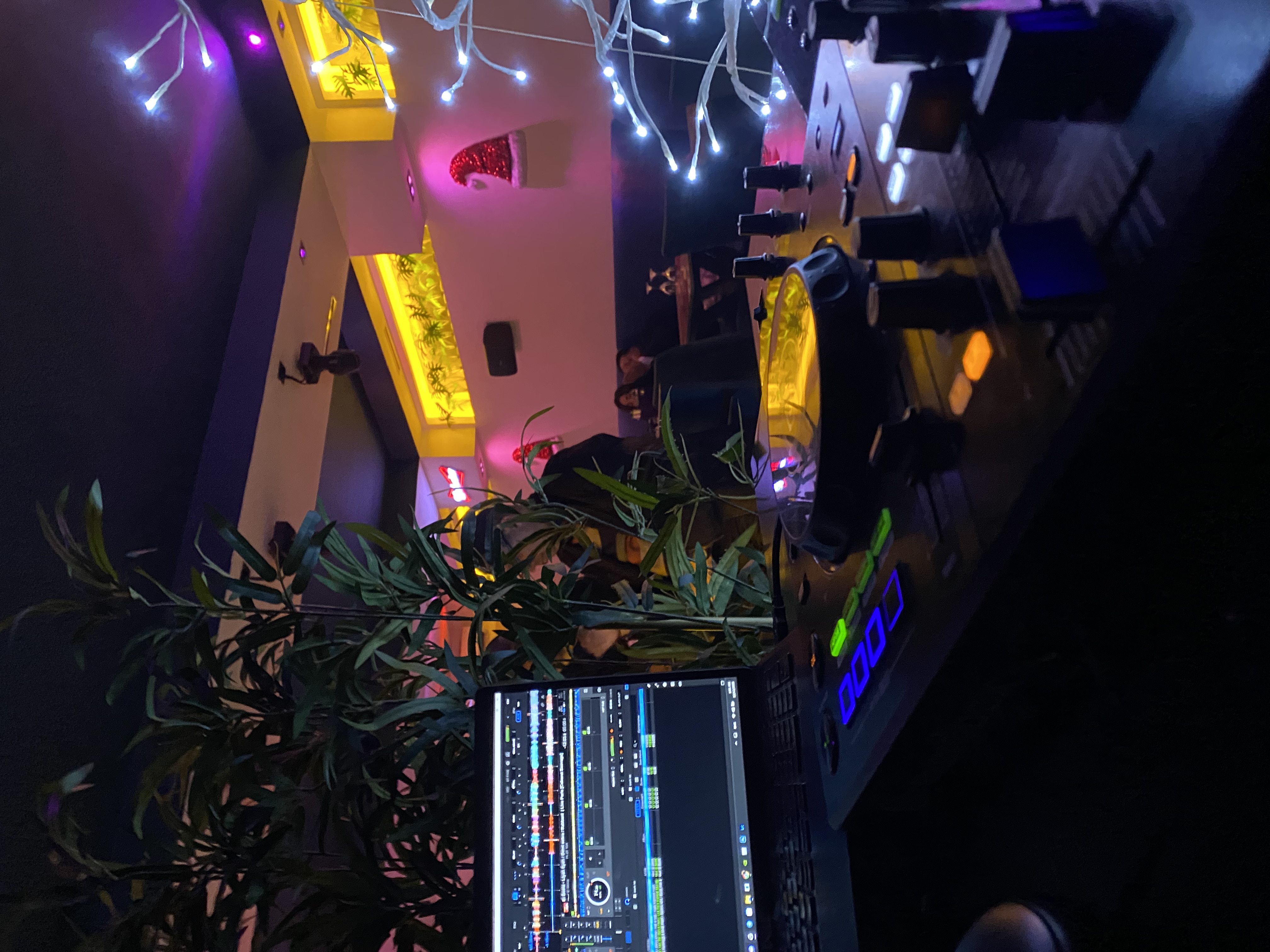 DJ TOKYO photo 1