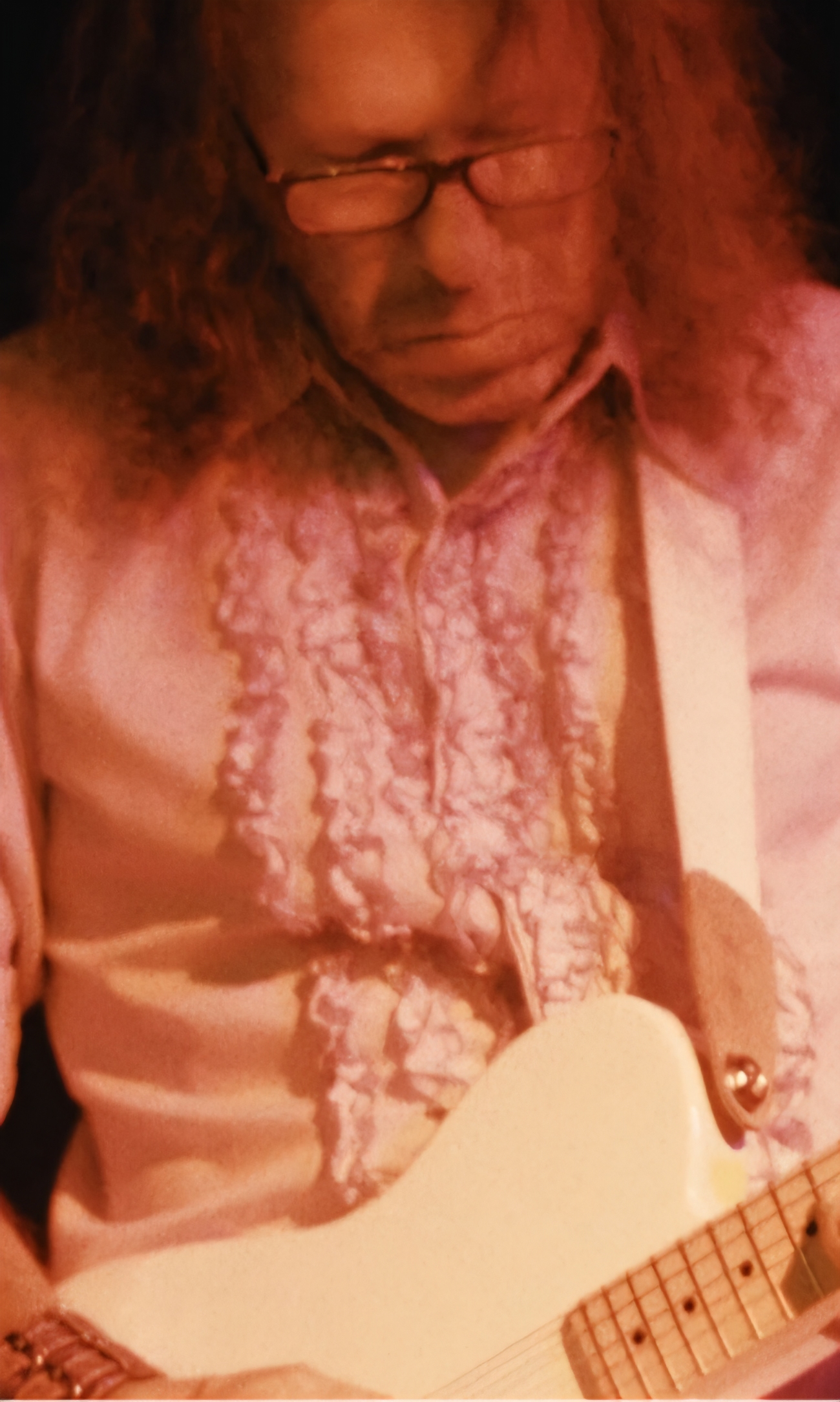 Flamboyant Bone press photo 5