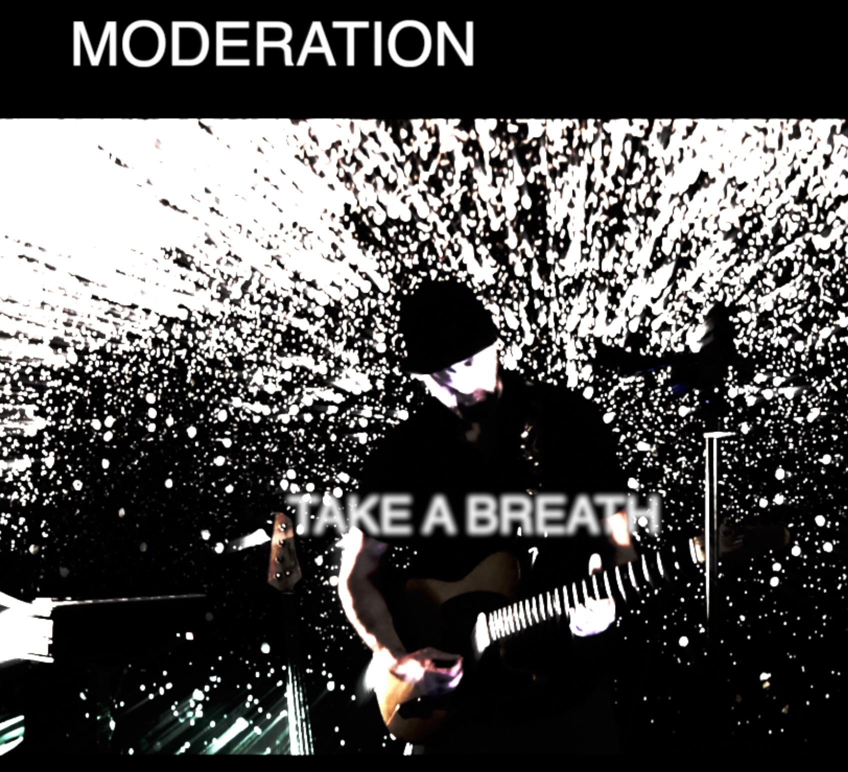 MODERATION press photo 2
